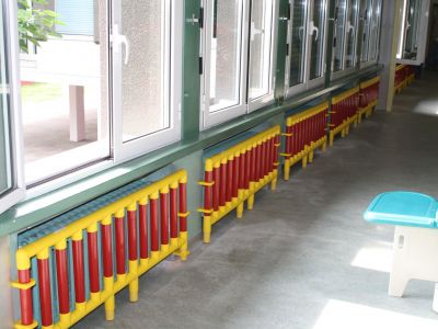 Protezione-caloriferi-salone-BIO-ECO-giallo-rosso-075-BTE