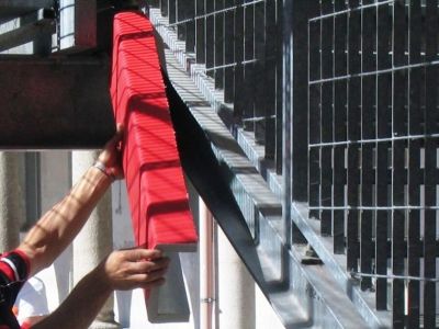 Protezione-con-lamiera-per-scala-084-LAMIERA